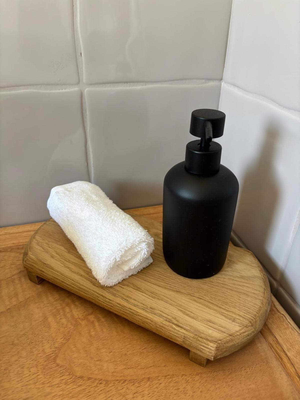 Apartamentos Ses Veles 칼라 이온가 객실 사진