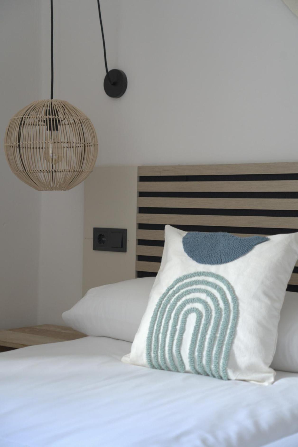 Apartamentos Ses Veles 칼라 이온가 외부 사진